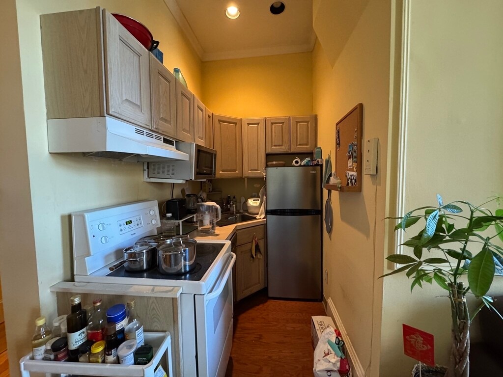 Primary Photo - 271 Dartmouth St