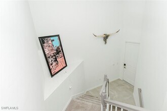 Building Photo - 5680 Melbourne Ct