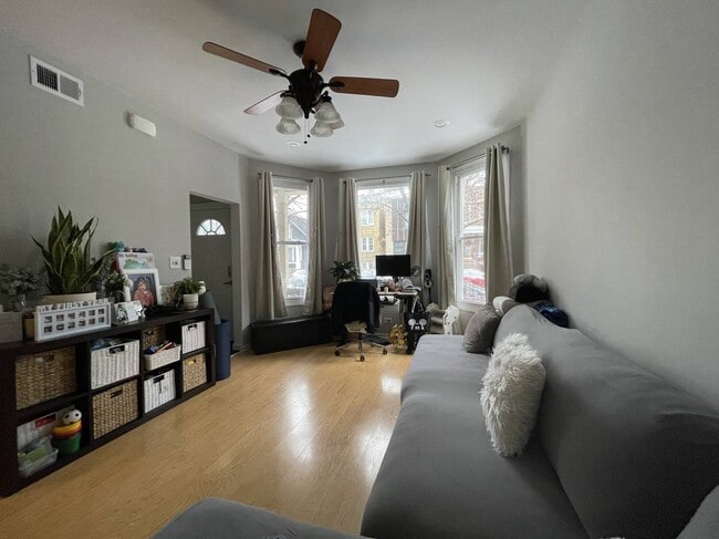 Building Photo - 2734 N Lawndale Ave