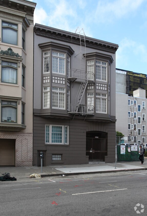 Foto del edificio - 1753 Washington St