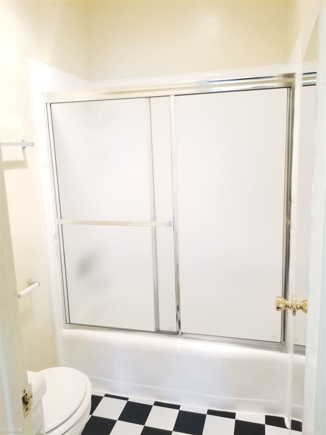 Building Photo - Studio, 1 bath  - 1154 N Gower St
