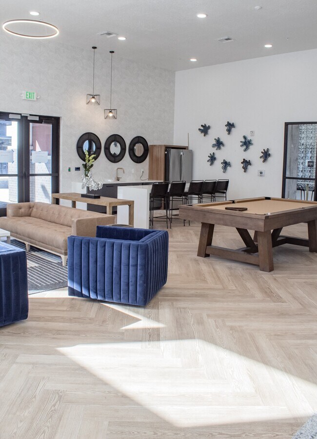 Casa club - The Village at North Station