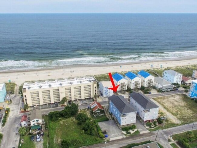 Building Photo - 208 Carolina Beach Ave S