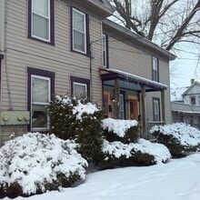 Building Photo - 200 Park St