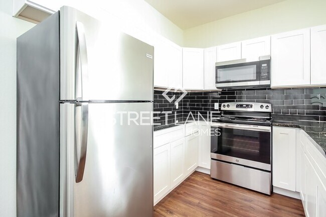 Building Photo - Charming 2 Bedroom in Houston!