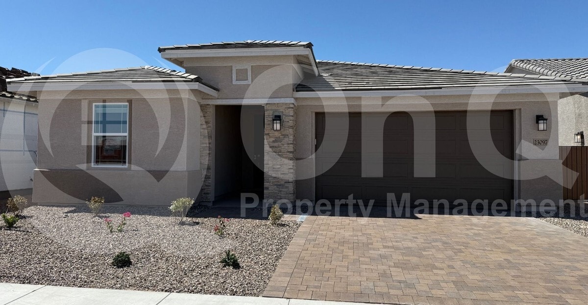 Primary Photo - 23097 E Saddle Way
