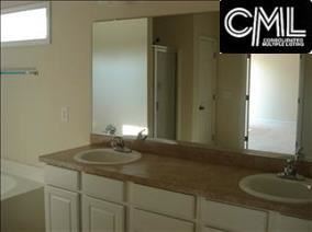 Building Photo - 319 Meadow Ridge Ct