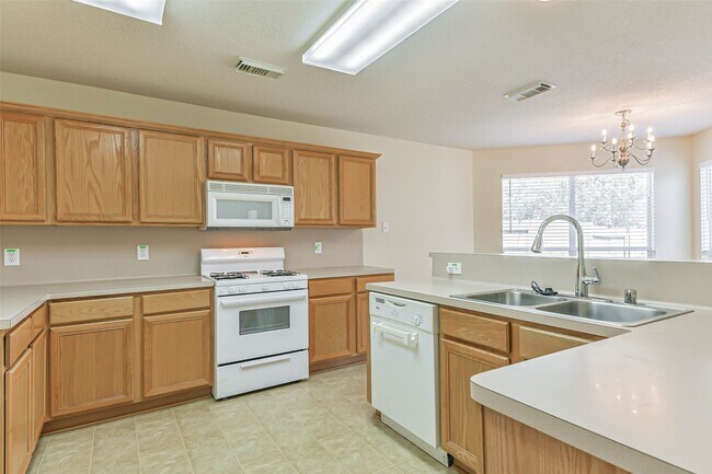 Foto del edificio - 5329 Morgan Oak Dr