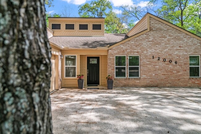 Foto del edificio - 12006 Acorn Oak St