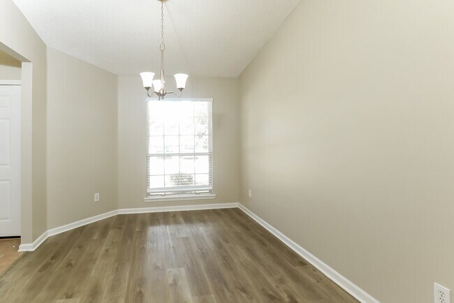 Foto del edificio - 12351 Hunters Haven Ln