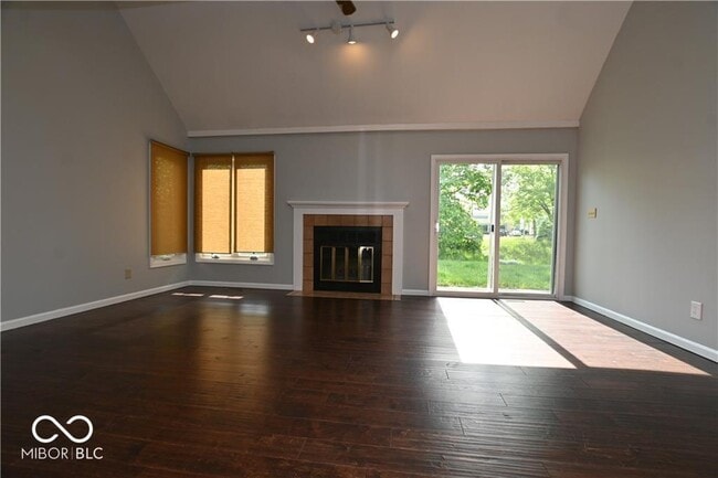 Building Photo - 6536 Apollo Way