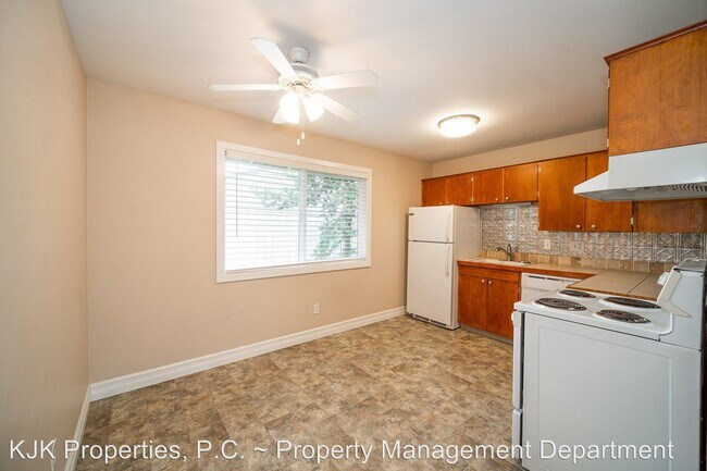 Foto del edificio - 2743-2749 Lancaster St
