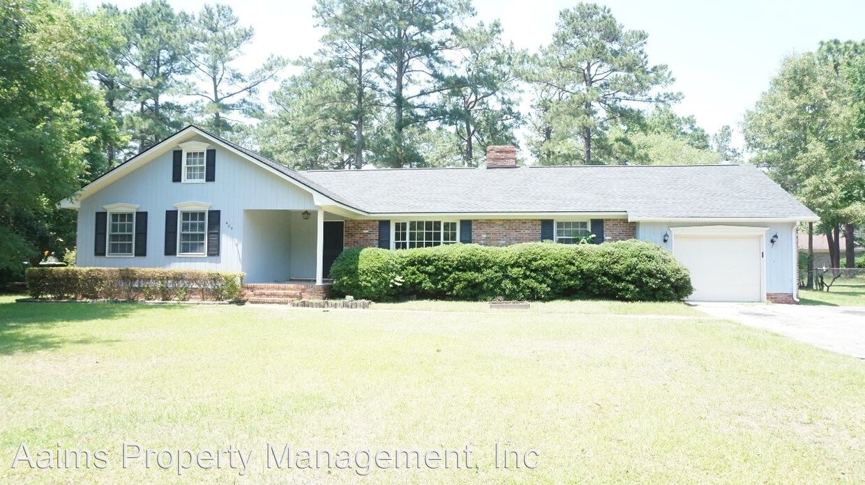Primary Photo - 3 br, 2 bath House - 405 Dunmore Rd.