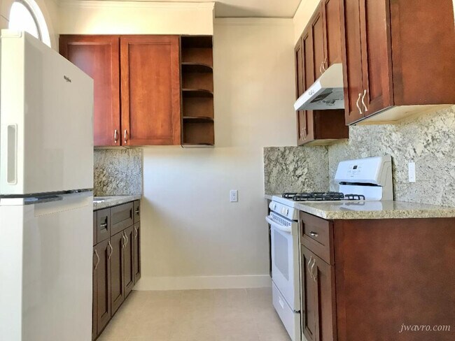 Foto del edificio - 3407 24th St
