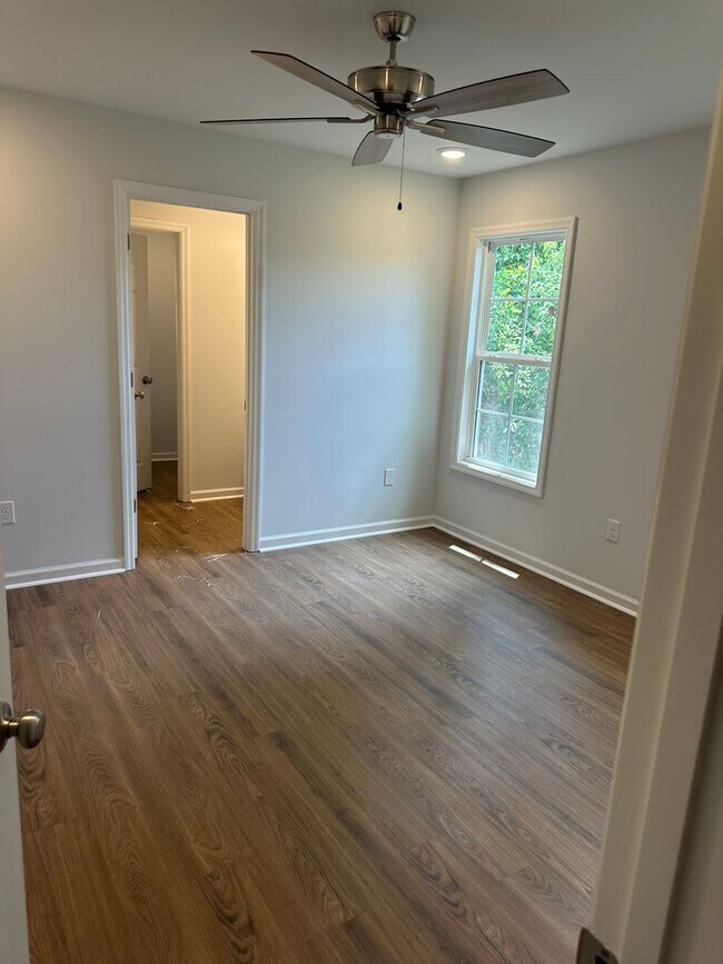 Foto del edificio - 1528 Woodard St