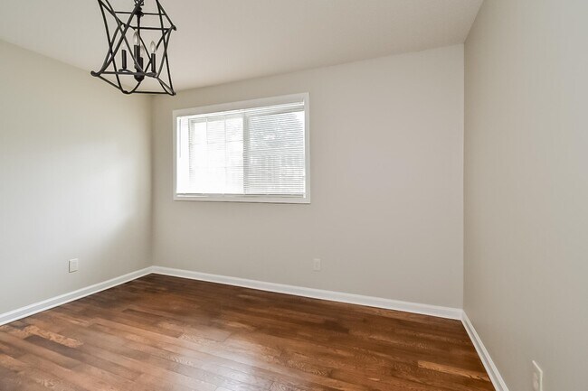 Building Photo - 4521 Tammy Ln