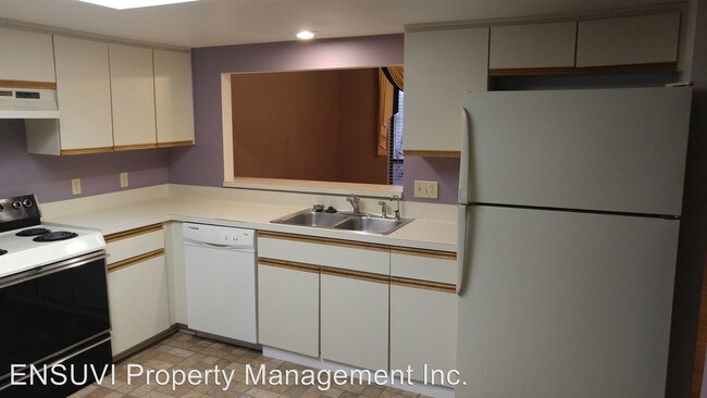 Building Photo - 108 Lakeside Colony Dr