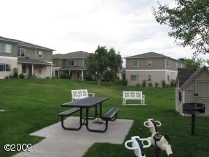 Building Photo - 41 Appleway Dr