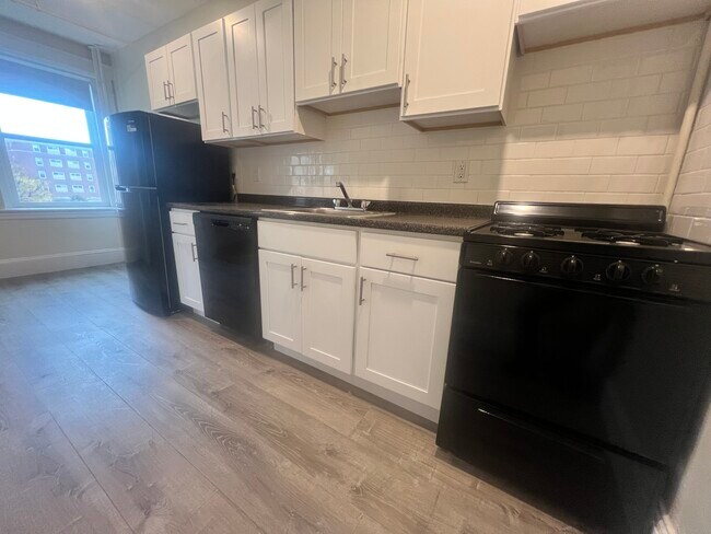 Foto del edificio - 100 Washington St