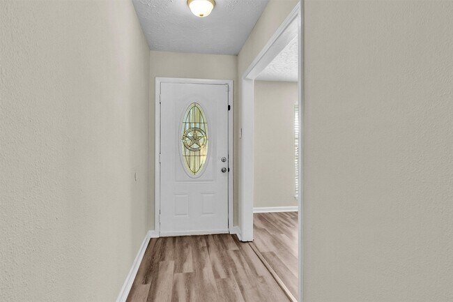 Building Photo - 23038 Banquo Dr