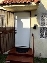 Building Photo - 4518 Normandie Ave