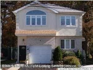 Primary Photo - 307 Sharrott Ave