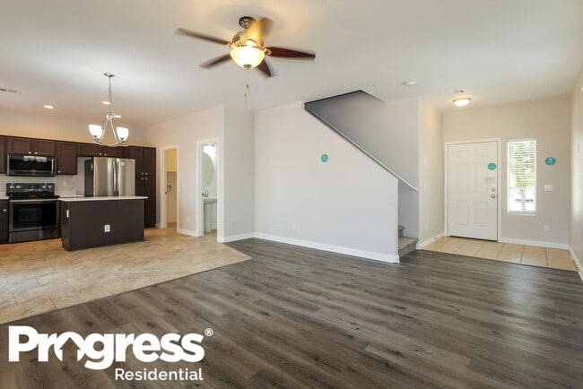 Building Photo - 15065 N 173rd Dr