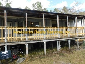 Building Photo - 10918 NE 74th Terrace