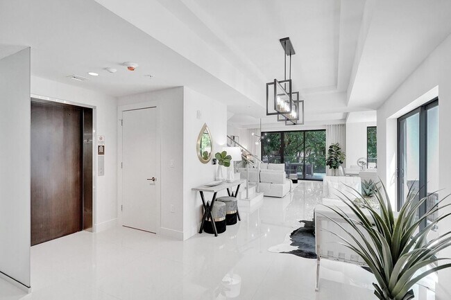 Foto del edificio - 3040 N Ocean Blvd