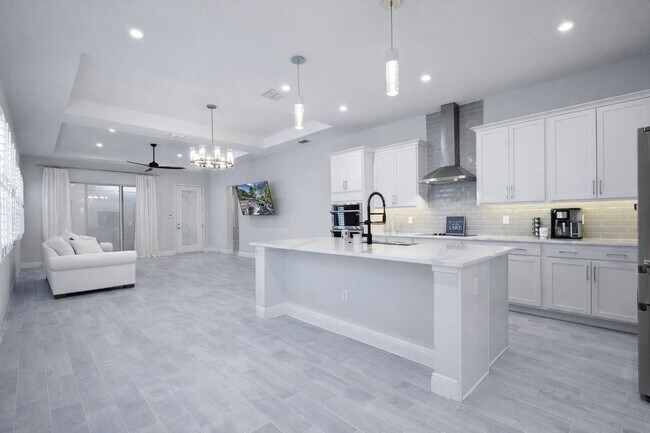 Foto del edificio - 6670 Bridgman St