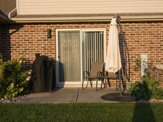 Foto del edificio - 627 N Edgemere Dr