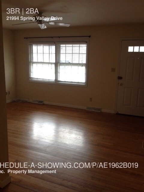 Building Photo - 21994 Spring Valley Dr