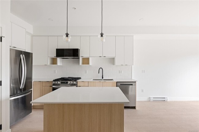 Building Photo - 2629 Millstream Rd