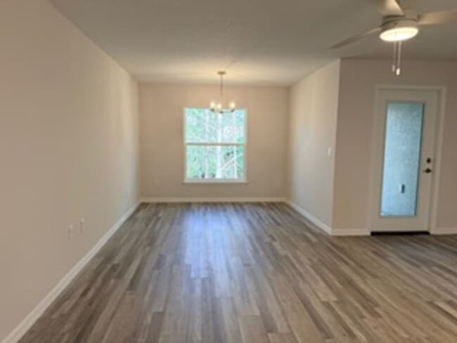 Building Photo - Newly Built Duplex in Beautiful Pine Lakes