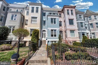 Building Photo - 1203 Girard St NW