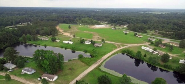 Building Photo - 349 Billys Cir