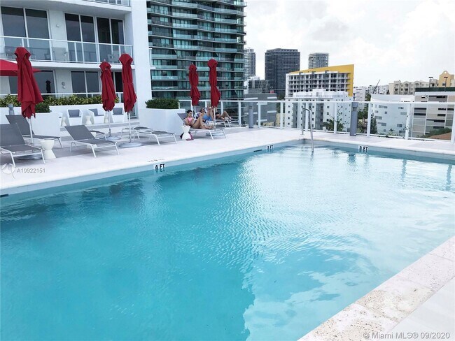 Foto del edificio - 601 NE 27th St 1807 Miami Fl 33137