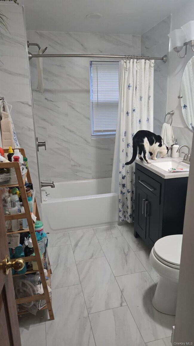 Foto del edificio - 222 Lockwood Ave