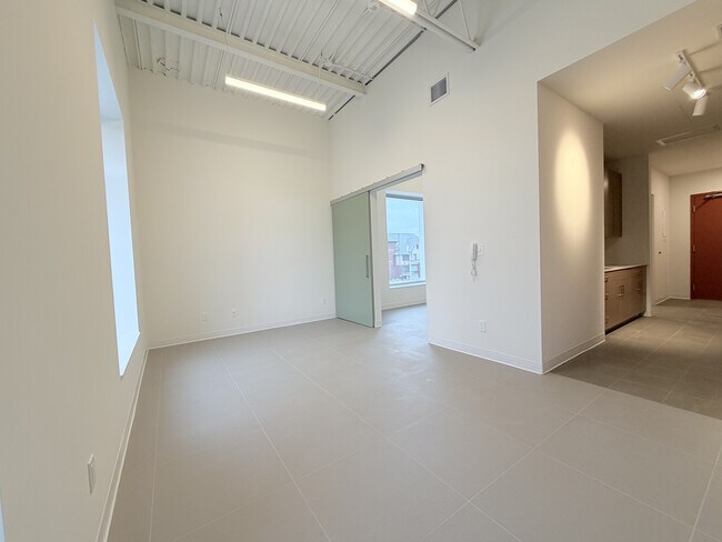 Photo du bâtiment - Newly Built 1-Bedroom, 1-Bathroom — Only $893 + Utilities!