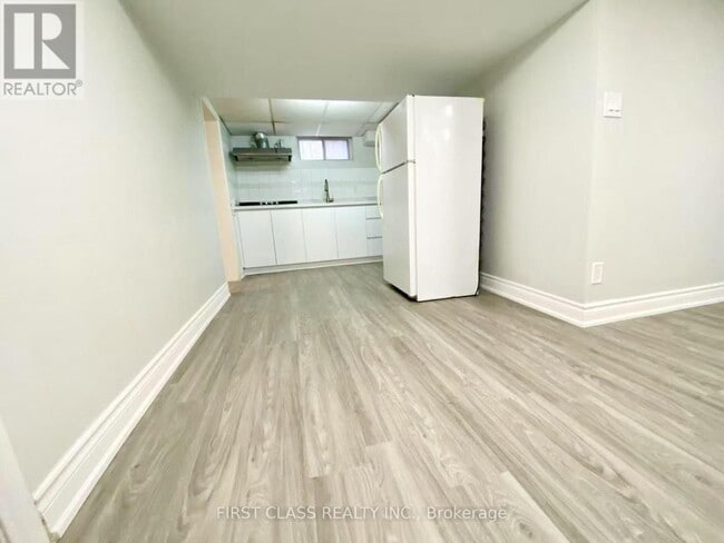 Building Photo - 138 Marchington Cir