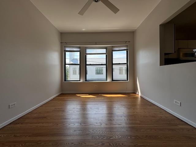 Foto principal - 2 bedroom in Chicago IL 60613