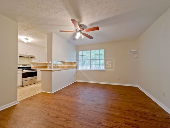 Building Photo - 4-Bedroom, 2-Bath House in Irondale