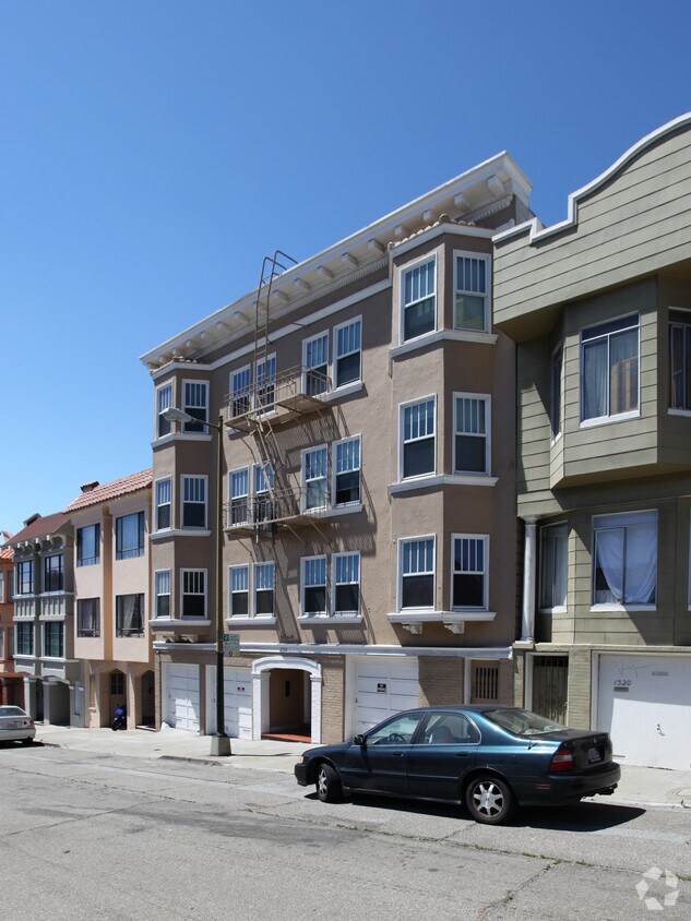 Building Photo - 1324 Broadway St