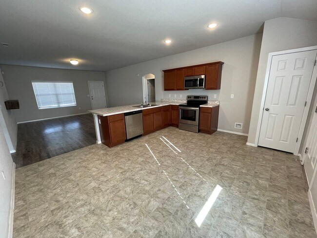 Foto del edificio - Beautiful Brick Home for Lease in Springda...