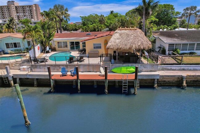 Building Photo - 2051 Coral Reef Dr