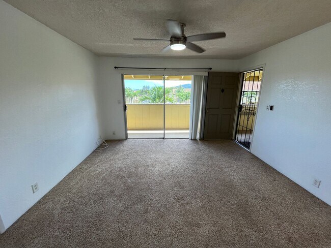 Foto del edificio - Ihona (Waipahu/Waipio) - Upstairs 1 Bedroo...