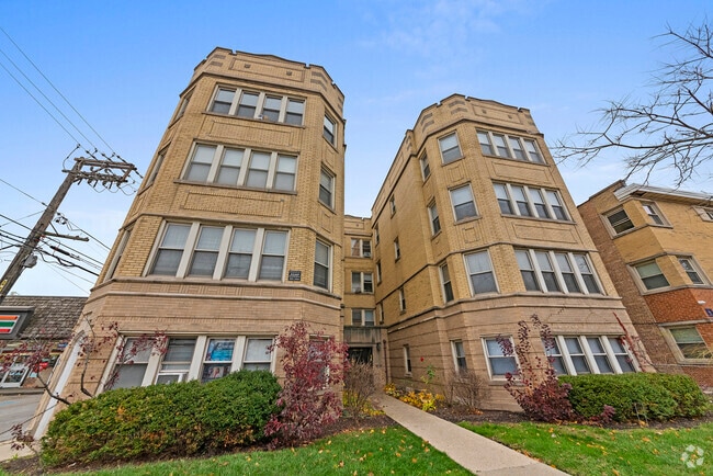 Building Photo - 5614 N Kimball Ave