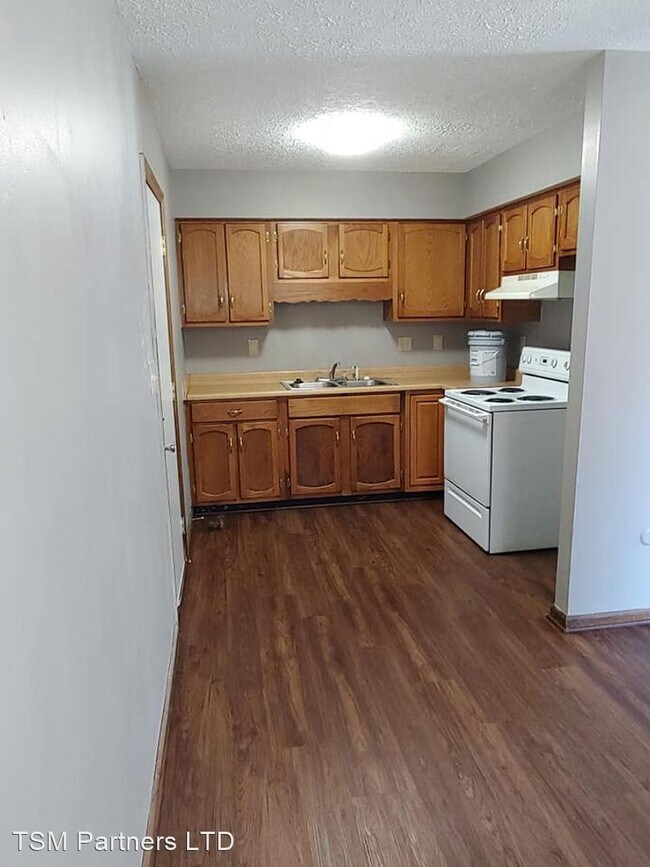 Building Photo - 2 br, 1 bath House - 4232 Merrimac Avenue