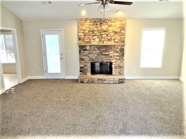 Building Photo - 61 Leighs Grove Way