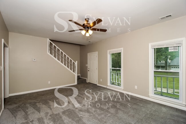 Building Photo - Enjoy living the good life in this 3 bedro...